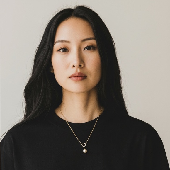 🩶 Sterling Silver Full of Love Heart & Pearl Pendant w/ Pave Crystals - Picture 2 of 6